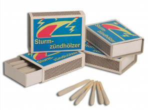Box of 20 storm matches