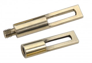 Cloth holder with buttonhole