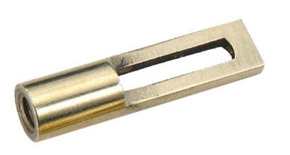 Cloth holder with buttonhole