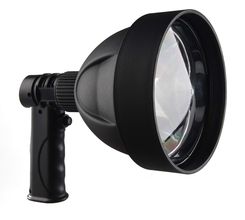 Ultra long-range rechargeable LED lamp