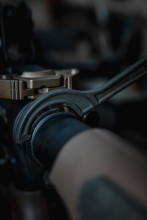 Photo PU006-11.jpg GUN POWER TOOL Clé Crochet Castle Nut AR15