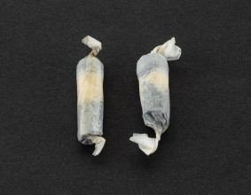 Photo RE0100-15 Paper cartridge bullet mold